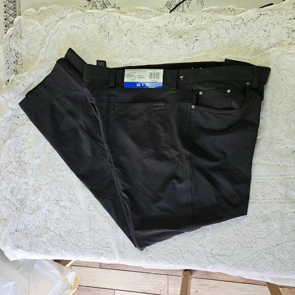 NWT Greg Norman Pants Mens 36x30 Black Golf Pants Performance Stretch - Picture 1 of 4